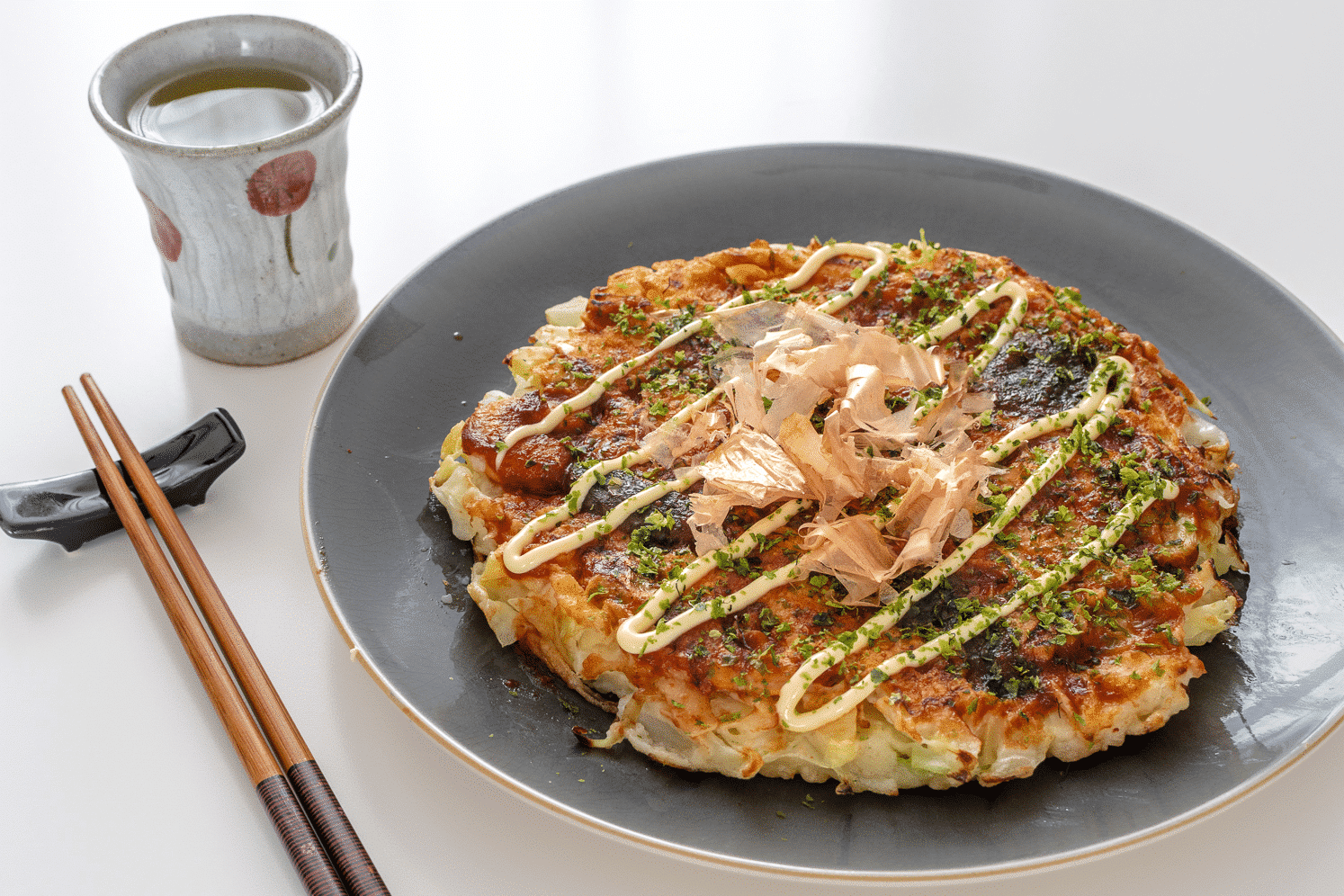 Japoniškas pikantiškas blynas Okonomiyaki